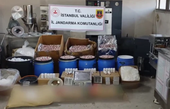 847 bin 600 uyuşturucu hap ele geçirildi, 2 şüpheli tutuklandı