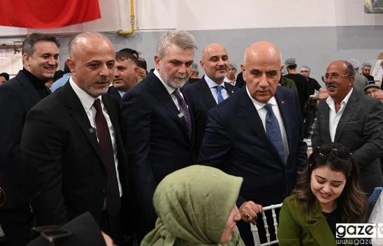 Afşin'de binlerce kişi Büyükşehir'in iftar sofrasında buluştu