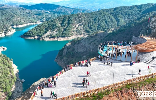Ali Kayası Cam Teras, 50 bin ziyaretçiyi ağırladı