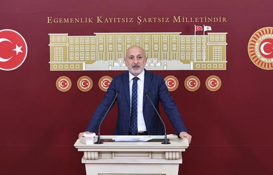 Ali Öztunç'tan depreme karşı uyarı! 'Deprem kendini hatırlatmadan önlem alınmalı'