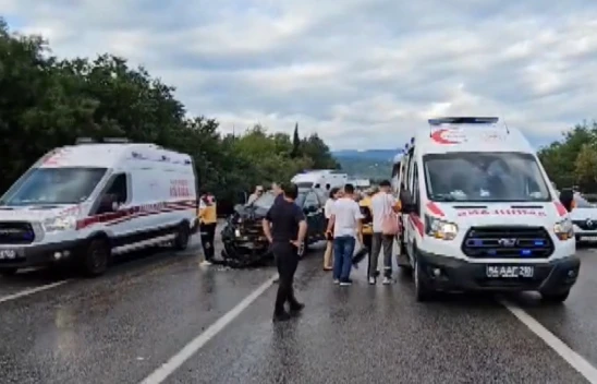 Anadolu Otoyolu'nda zincirleme trafik kazası! 10 kişi yaralandı