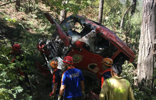Arazöz devrildi! 1 kişi öldü, 4 kişi yaralandı