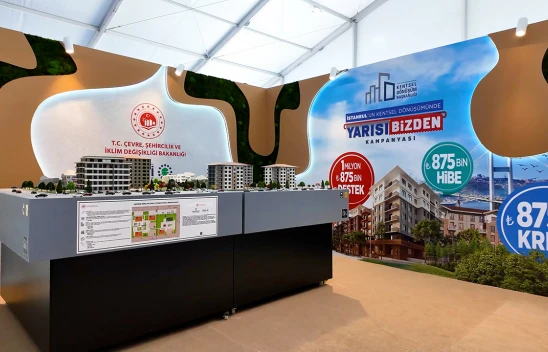 Asrın inşası, dünyanın en büyük Havacılık, Uzay ve Teknoloji Festivalinde