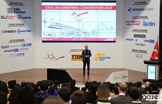 Bakan Abdulkadir Uraloğlu, mühendis adaylarıyla bir araya geldi