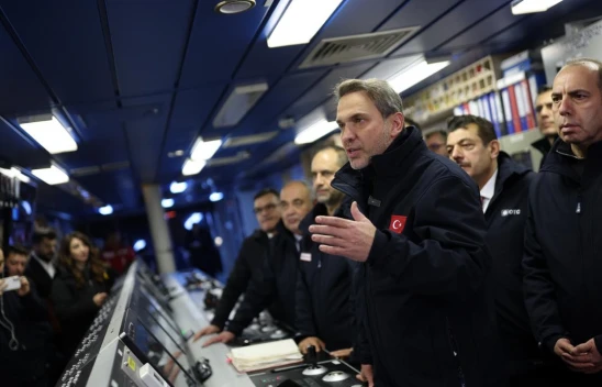 Bakan Bayraktar'dan enerji müjdesi! Somali'de kritik petrol sondajı başlıyor