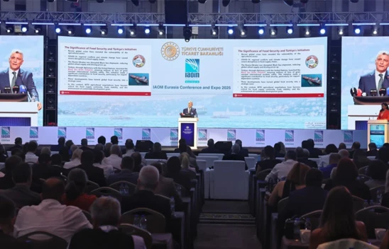 Bakan Bolat'tan dünya, iklim değişikliğinden çok çabuk etkileniyor açıklaması