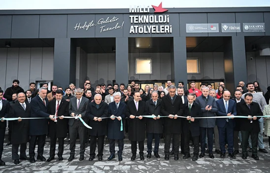 Bakan Kacır, '81 ilimizde 100 milli teknoloji atölyesi kurulacak'