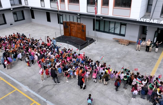 Bakan Kurum, 'Afetlere dirençli çocuklarımız için güvenli'