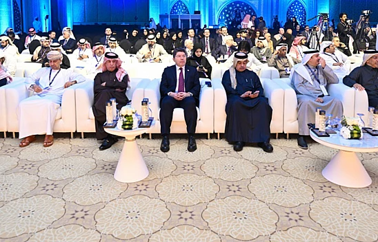 Bakan Tunç, katarlı mevkidaşıyla sıcak temasta