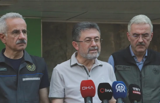 Bakan Yumaklı, Kahramanmaraş dahil devam eden orman yangınlarıyla ilgili konuştu