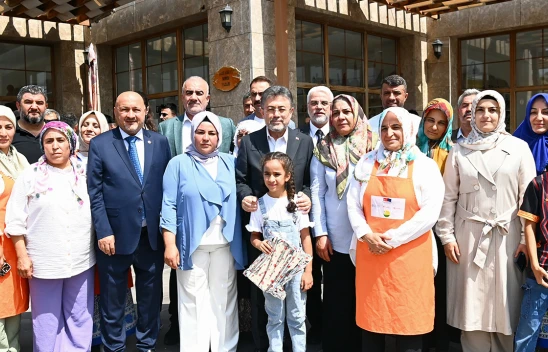 Bakan Yumaklı, 'Türkiye tohumculuğu daha da ileriye gidecek'