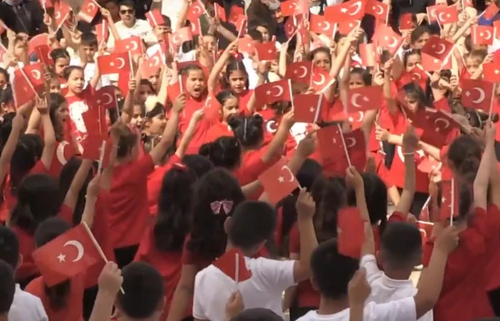 Bakanlıktan deprem bölgesinde 23 Nisan şenliği