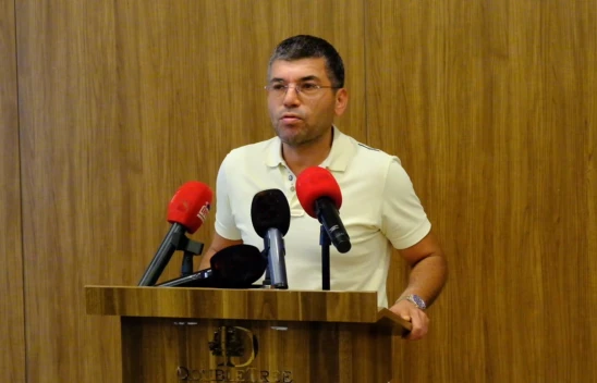 Başkan Akarca Antalya'da önemli açıklamalar yaptı