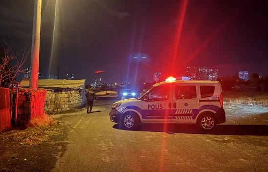 Bıçaklı saldırıya uğrayan kişi yaralandı