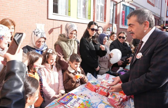 Bir Okul Bin Umut Gazze kermesi