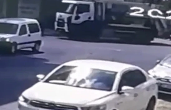 Çöp kamyonunun çarptığı yaşlı adam öldü