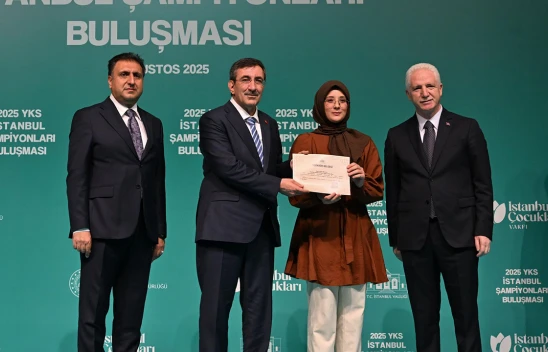 Cumhurbaşkanı Yardımcısı Yılmaz, 2025 YKS İstanbul Şampiyonları Buluşması'nda konuştu