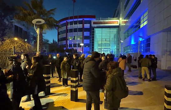 Depremde 72 kişinin öldüğü 6 kamu görevlisi davasında karar açıklandı