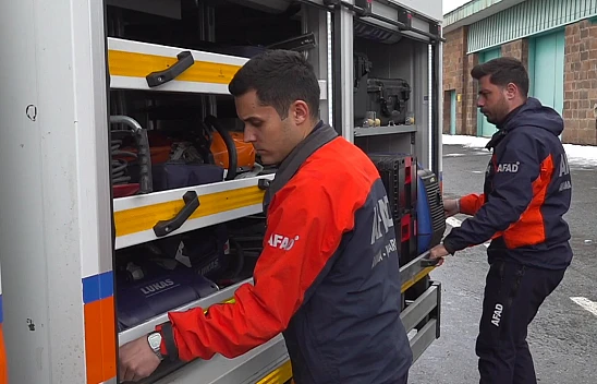 Depremin kahramanları, yaşadıkları zor günleri unutamıyor