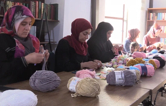 Depremzede kadınlar böyle terapi oluyor