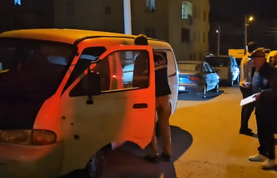 Dur ihtarına uymayan sürücü polise çarptı