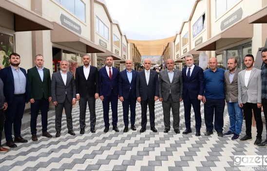 Fırat Görgel, Derepazarı Çarşısı'nda esnaf ve vatandaşlarla bir araya geldi