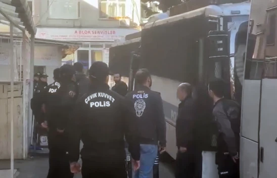 Futbolda bahis soruşturması kapsamında gözaltına alınan 38 şüpheli sağlık kontrolünden geçirildi