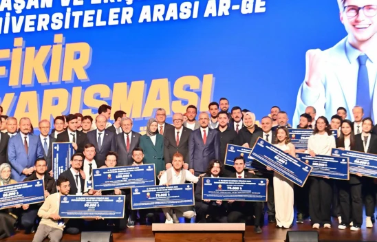 Genç fikirler ulaştırma projeleri için yarıştı