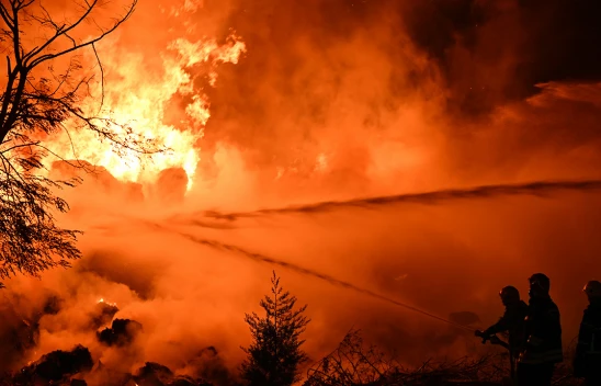 Geri dönüşüm fabrikasında çıkan yangın 7 saat sürdü