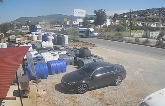 İki ayrı trafik kazasında 2 kişi öldü, 9 kişi yaralandı