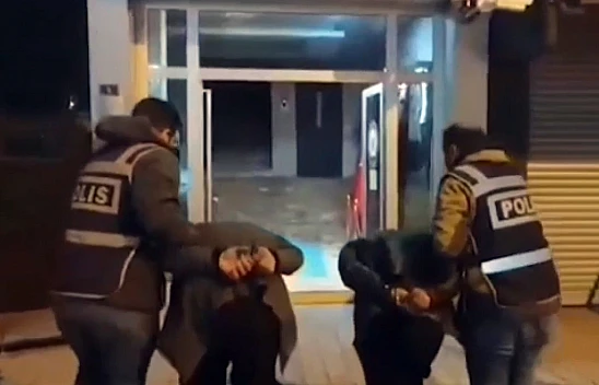 İş yerinden hırsızlık yapan 2 zanlı tutuklandı