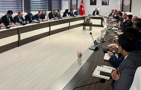 İstanbul'daki depremin ardından eğitim camiası dayanışma için sahaya indi