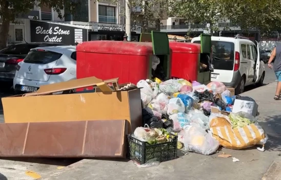 İzmir'de sular durulmuyor! Çöpler yine toplanmadı