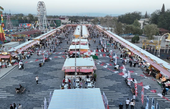 Kahramanmaraş Ağustos Fuarı 5. gününde de doludizgin