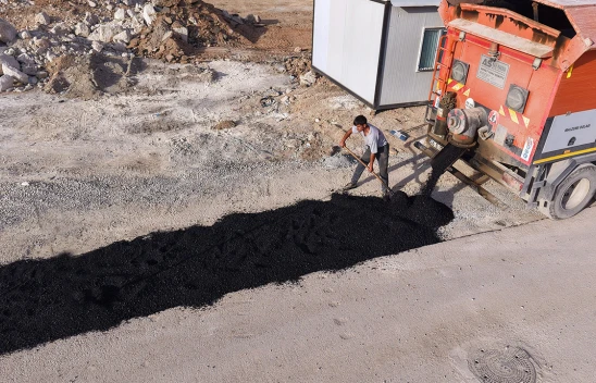 Kahramanmaraş'ın önce altyapıları sonra yolları bir bir onarılıyor