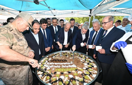 Kahramanmaraş'ta 5 bin kişiye aşure ikram edildi