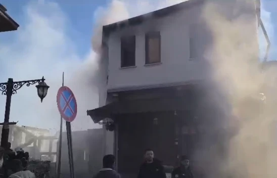 Kahramanmaraş'ta ahşap imalathanesinde korkutan yangın