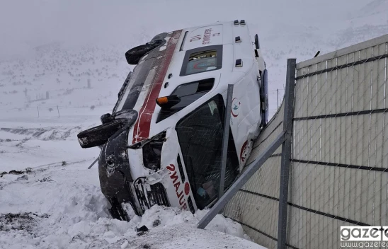 Kahramanmaraş'ta ambulans kazası! 3 sağlık görevlisi yaralandı