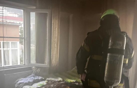 Kahramanmaraş'ta aynı saatte iki ayrı adreste konut yangını