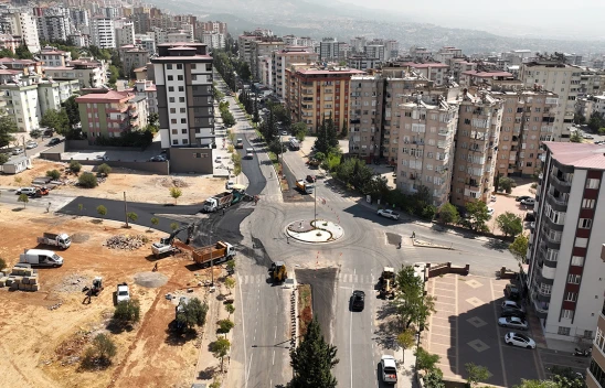 Kahramanmaraş'ta bir bulvarın daha ulaşım güvenliği arttırılıyor