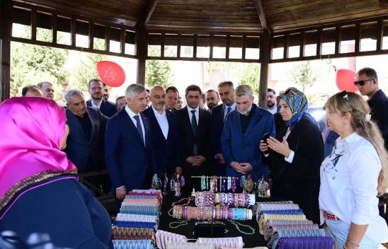 Kahramanmaraş'ta Büyüklerimizin Ellerinden kermesine yoğun ilgi