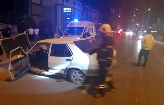 Kahramanmaraş'ta freni tutmayan otomobil kaza yaptı! 5 yaralı