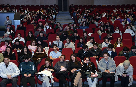 Kahramanmaraş'ta gençlere ücretsiz YKS kampı sürüyor