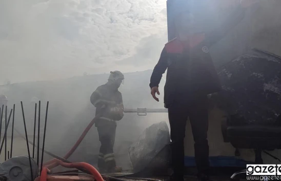 Kahramanmaraş'ta konteyner yangını! Facianın eşiğinden dönüldü