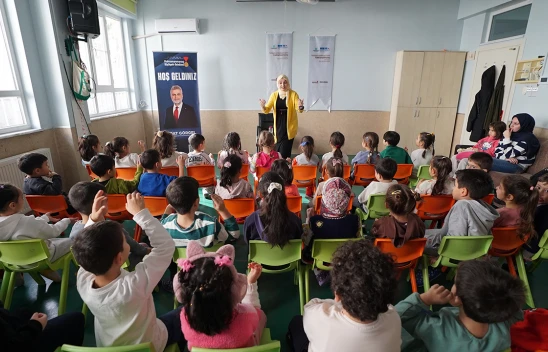 Kahramanmaraş'ta miniklere masal şöleni