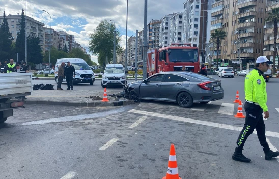 Kahramanmaraş'ta otomobil yayalara çarptı! 5 kişi yaralandı