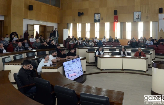 Kahramanmaraş'ta rezerv alandaki esnaflar yeni noktalara taşınıyor