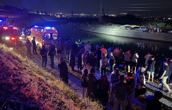 Kahramanmaraş'ta sulama kanalına devrilen otomobildeki baba ve oğlu öldü