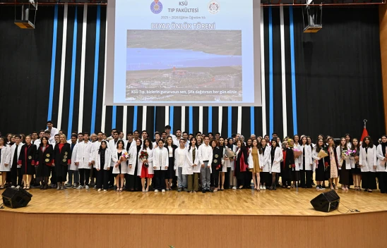 Kahramanmaraş'ta Tıp Fakültesi öğrencileri ilk beyaz önlüklerini giydi