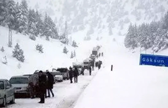 Kahramanmaraş Valiliği'nden kritik uyarı: Püren Geçidi kapandı